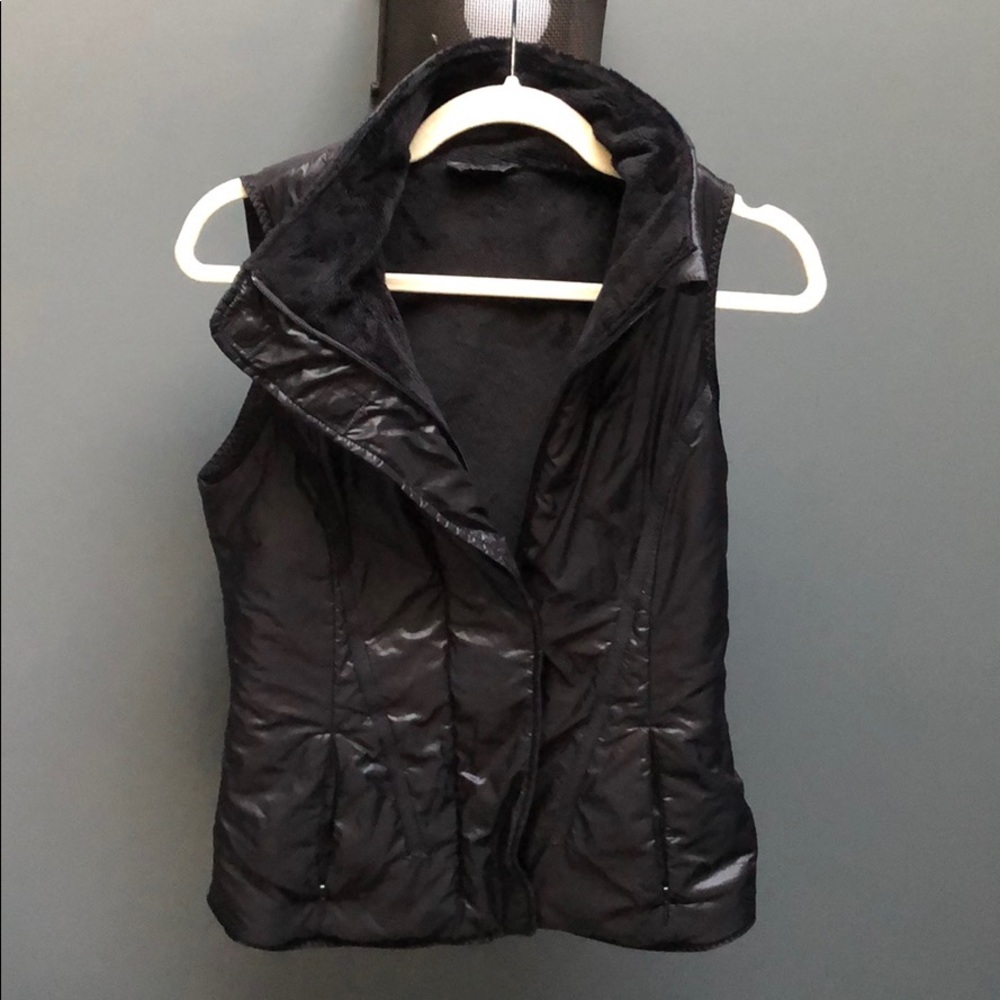 lululemon black vest